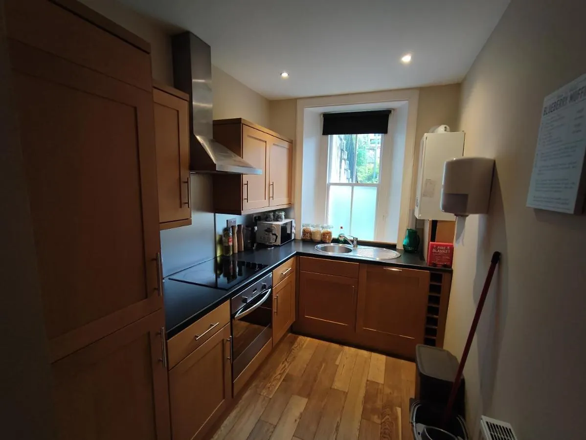 Apartment Central Edinburgh Private Garden With Parking