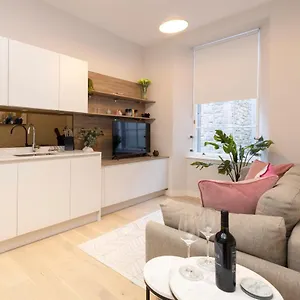 Joivy Tasteful On Rose South Apartment